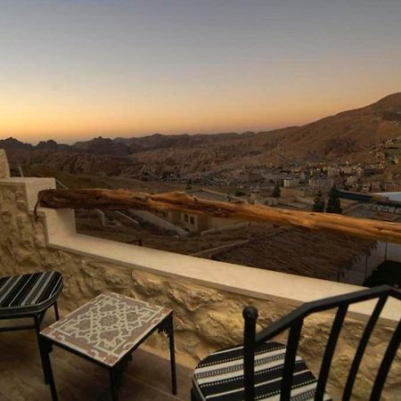 Infinity Lodge Wadi Musa Exterior foto