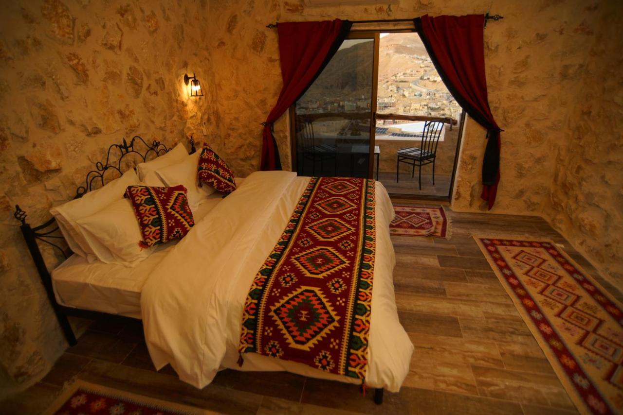 Infinity Lodge Wadi Musa Exterior foto