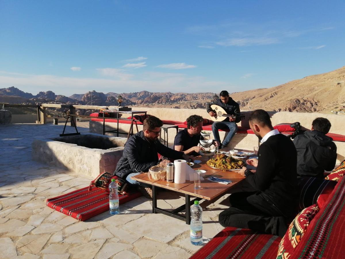 Infinity Lodge Wadi Musa Exterior foto